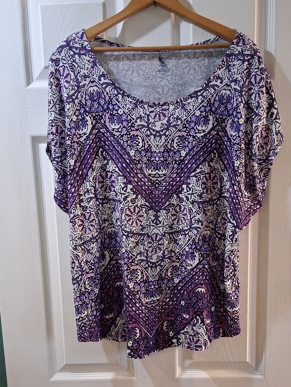 Dress Barn Purple and Cream Geometric Scoop Neck Top